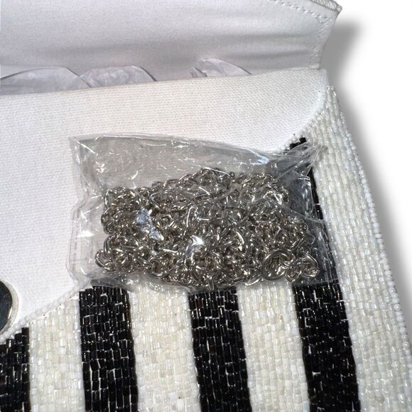 BG Studios Treasures Black & White Beaded Crossbody Bag - Picture 5 of 6